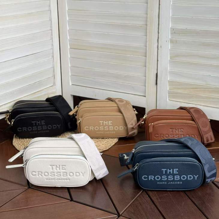 Picture of Marc Jacobs Handbags _SKUfw234184196fw